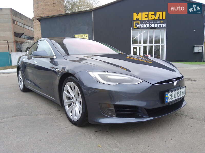 Лифтбек Tesla Model S 2017 в Нежине фото 2 Лифтбек Tesla Model S 2017 в Нежине