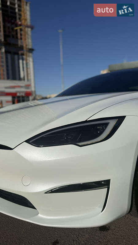 Лифтбек Tesla Model S 2023 в Львове