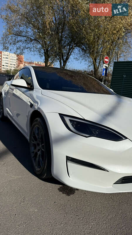 Лифтбек Tesla Model S 2023 в Львове