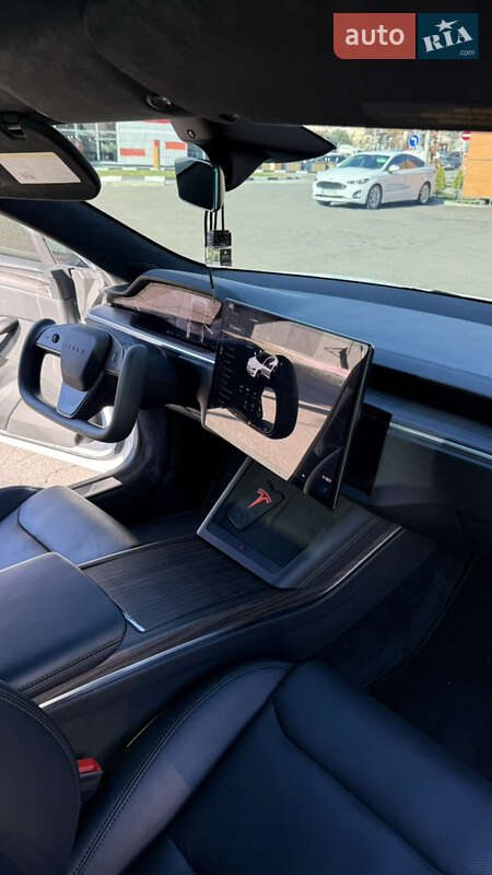 Лифтбек Tesla Model S 2023 в Львове фото 42 Лифтбек Tesla Model S 2023 в Львове