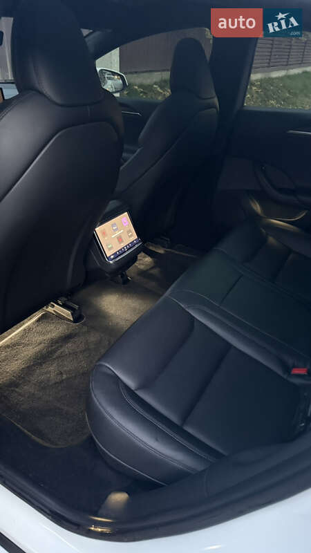 Лифтбек Tesla Model S 2023 в Львове фото 62 Лифтбек Tesla Model S 2023 в Львове