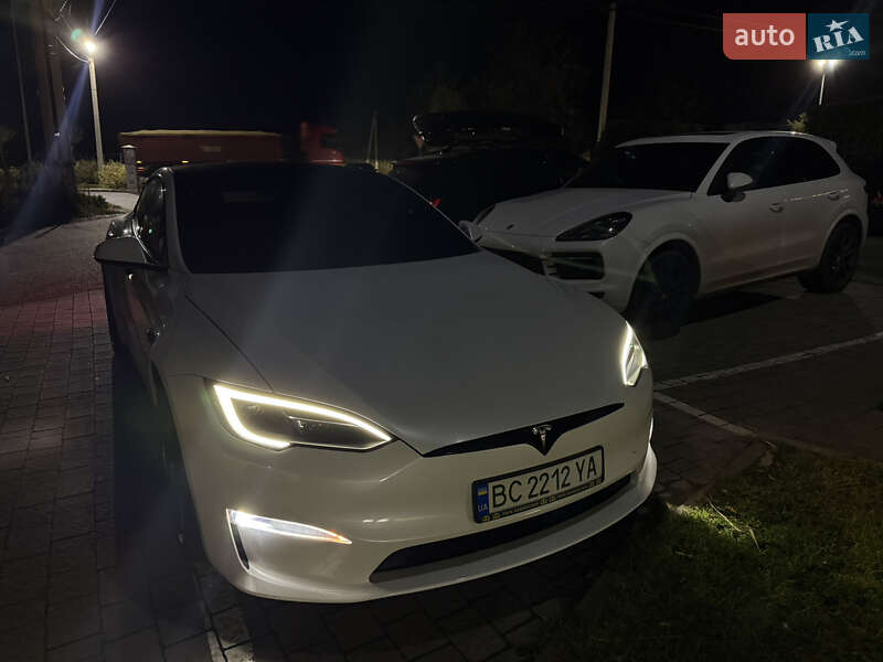 Лифтбек Tesla Model S 2023 в Львове фото 72 Лифтбек Tesla Model S 2023 в Львове
