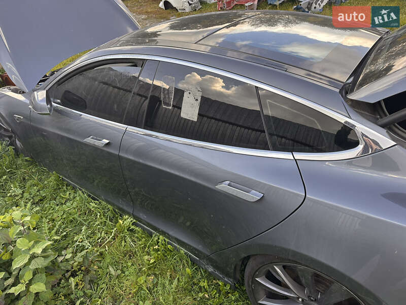 Лифтбек Tesla Model S 2013 в Самборе фото 14 Лифтбек Tesla Model S 2013 в Самборе