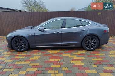Ліфтбек Tesla Model S 2015 в Одесі