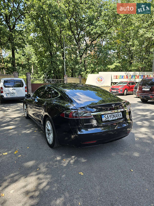 Ліфтбек Tesla Model S 2017 в Чорноморську