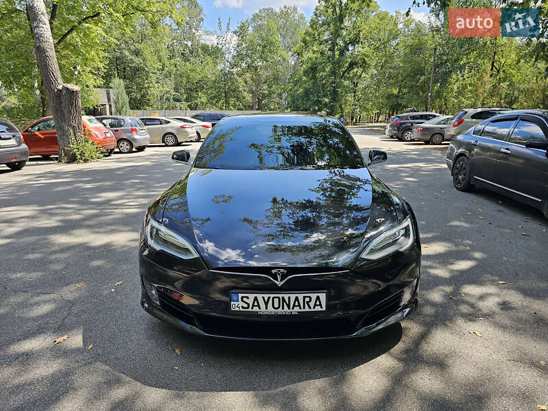 Ліфтбек Tesla Model S 2017 в Чорноморську