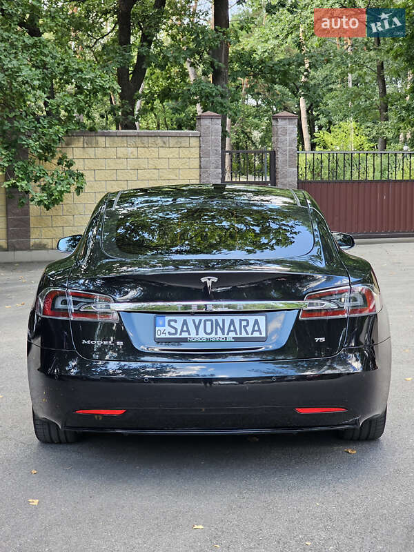 Ліфтбек Tesla Model S 2017 в Чорноморську