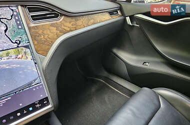 Ліфтбек Tesla Model S 2017 в Чорноморську
