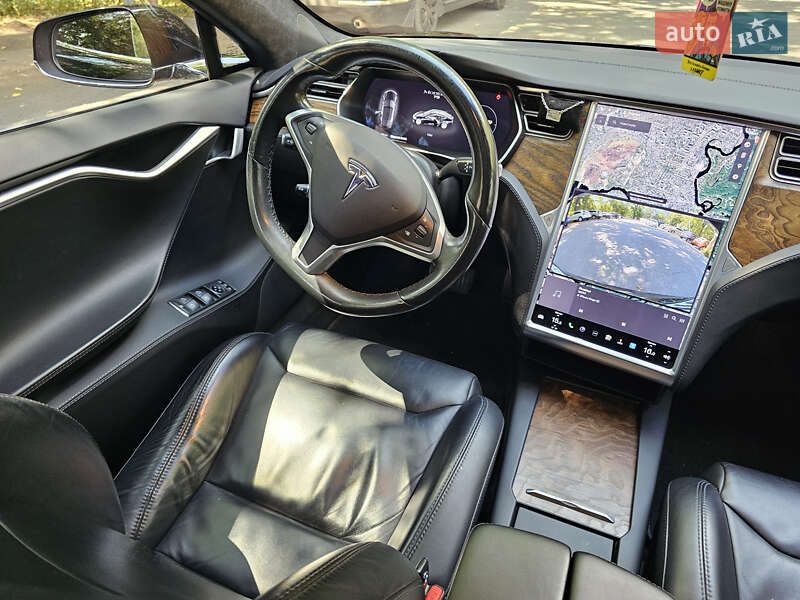 Ліфтбек Tesla Model S 2017 в Чорноморську