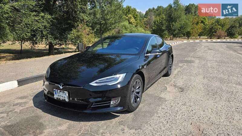 Лифтбек Tesla Model S 2019 в Запорожье фото 3 Лифтбек Tesla Model S 2019 в Запорожье