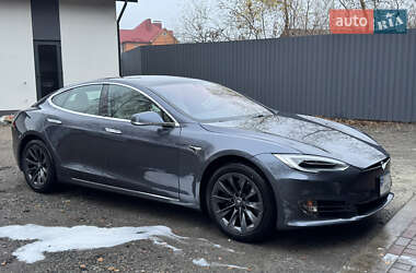 Ліфтбек Tesla Model S 2020 в Полтаві