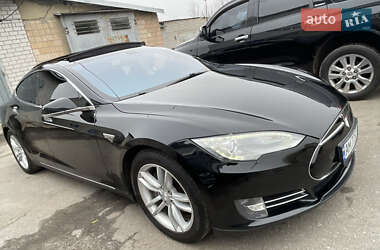 Ліфтбек Tesla Model S 2014 в Житомирі