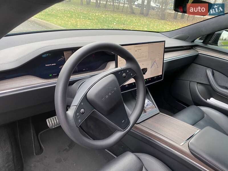 Лифтбек Tesla Model S 2021 в Киеве фото 22 Лифтбек Tesla Model S 2021 в Киеве