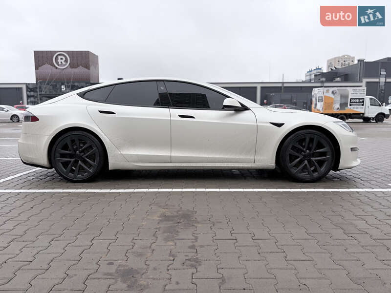 Ліфтбек Tesla Model S 2022 в Києві