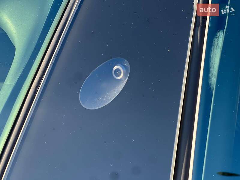 Ліфтбек Tesla Model S 2020 в Одесі