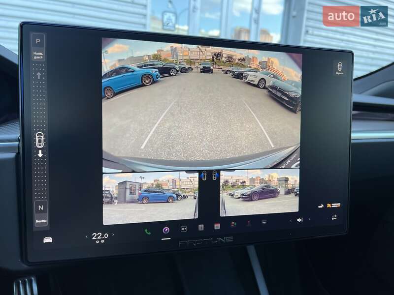 Лифтбек Tesla Model S 2022 в Киеве