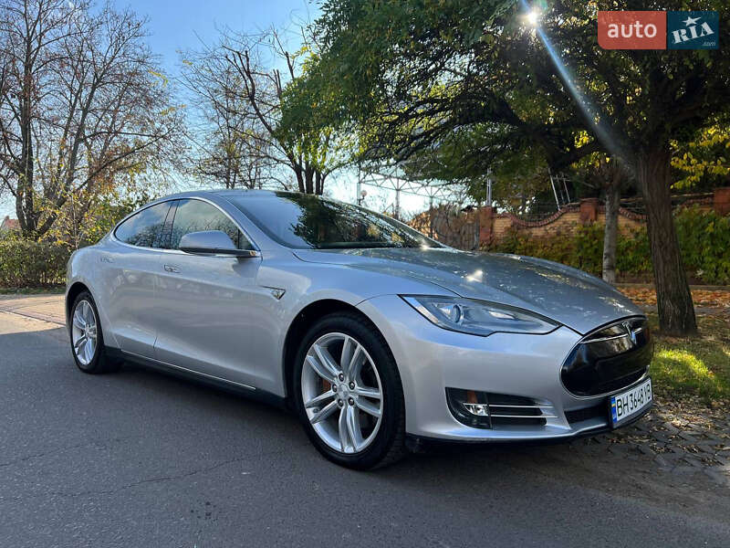 Ліфтбек Tesla Model S 2012 в Одесі фото 2 Ліфтбек Tesla Model S 2012 в Одесі