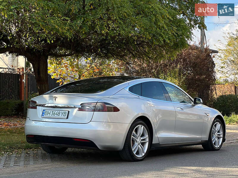 Ліфтбек Tesla Model S 2012 в Одесі фото 8 Ліфтбек Tesla Model S 2012 в Одесі