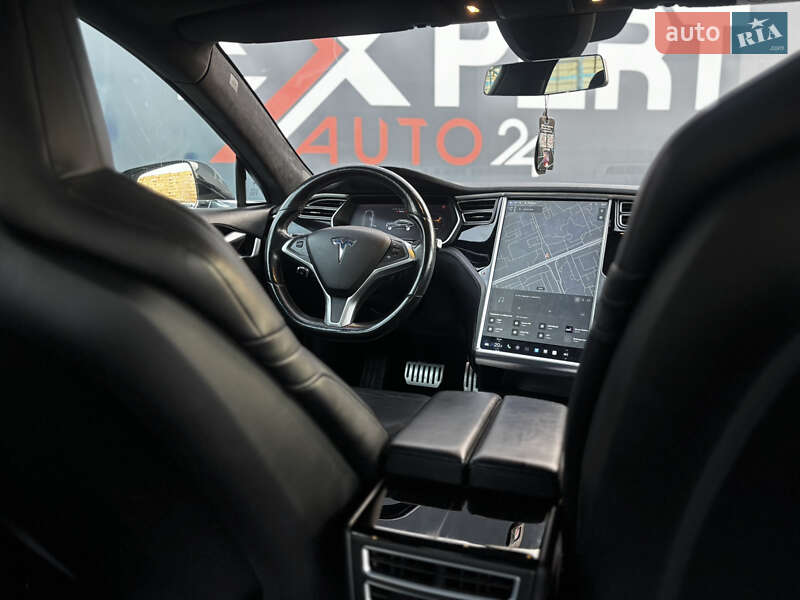 Лифтбек Tesla Model S 2015 в Львове фото 15 Лифтбек Tesla Model S 2015 в Львове