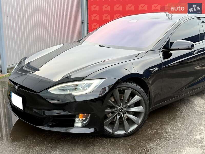 Ліфтбек Tesla Model S 2019 в Києві фото 17 Ліфтбек Tesla Model S 2019 в Києві