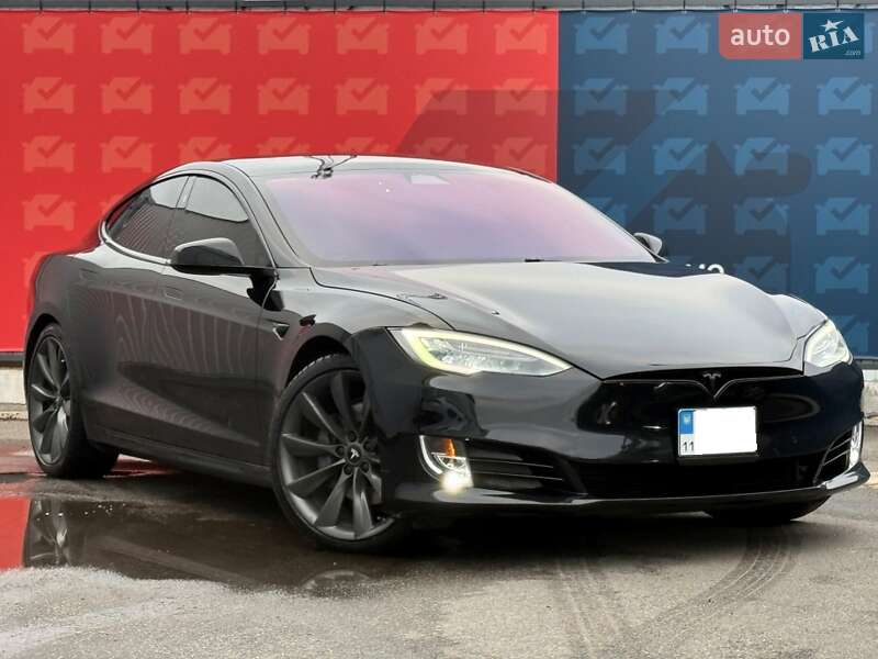 Tesla Model S 2019