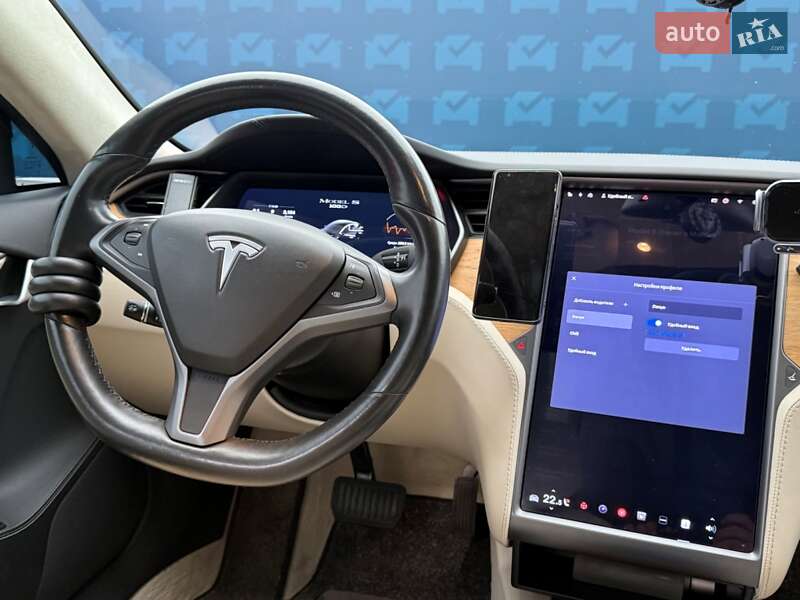 Ліфтбек Tesla Model S 2019 в Києві фото 71 Ліфтбек Tesla Model S 2019 в Києві