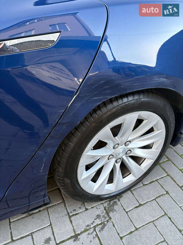 Ліфтбек Tesla Model S 2018 в Рівному фото 10 Ліфтбек Tesla Model S 2018 в Рівному