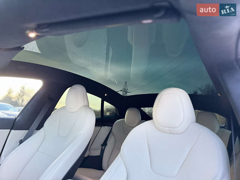 Ліфтбек Tesla Model S 2021 в Львові фото 10 Ліфтбек Tesla Model S 2021 в Львові