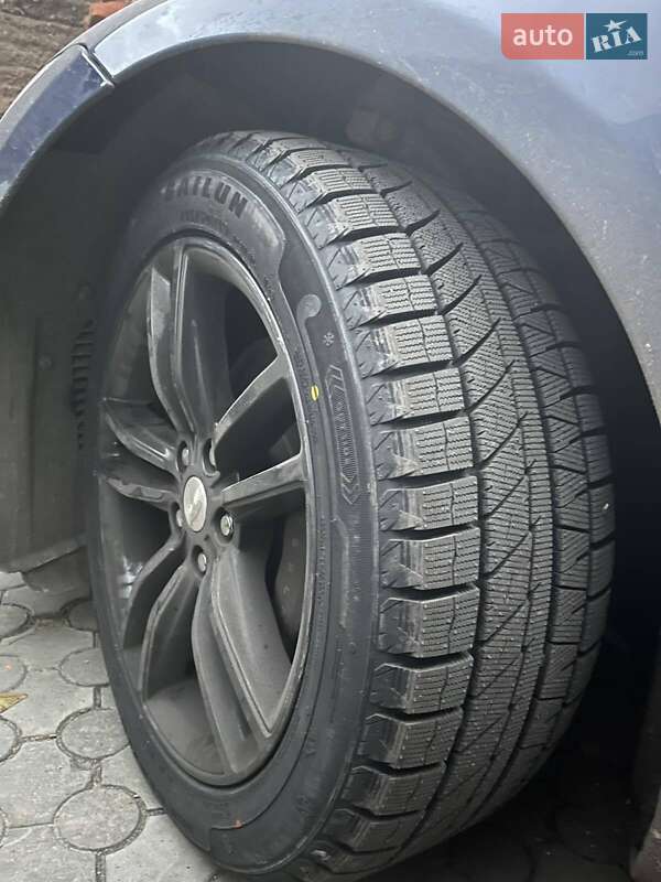 Лифтбек Tesla Model S 2015 в Днепре фото 6 Лифтбек Tesla Model S 2015 в Днепре