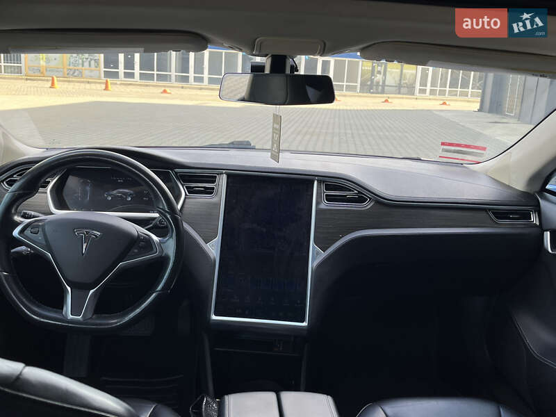 Ліфтбек Tesla Model S 2014 в Одесі