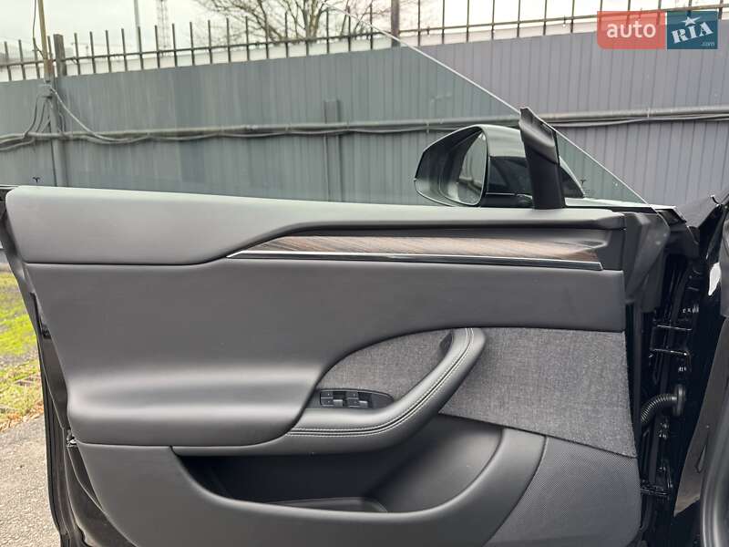 Ліфтбек Tesla Model S 2021 в Києві фото 10 Ліфтбек Tesla Model S 2021 в Києві