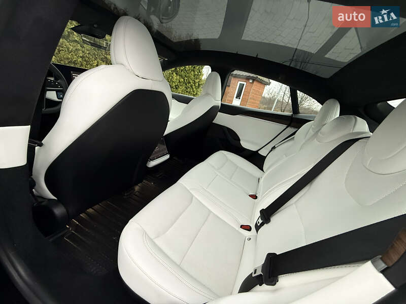 Ліфтбек Tesla Model S 2023 в Стрию фото 62 Ліфтбек Tesla Model S 2023 в Стрию