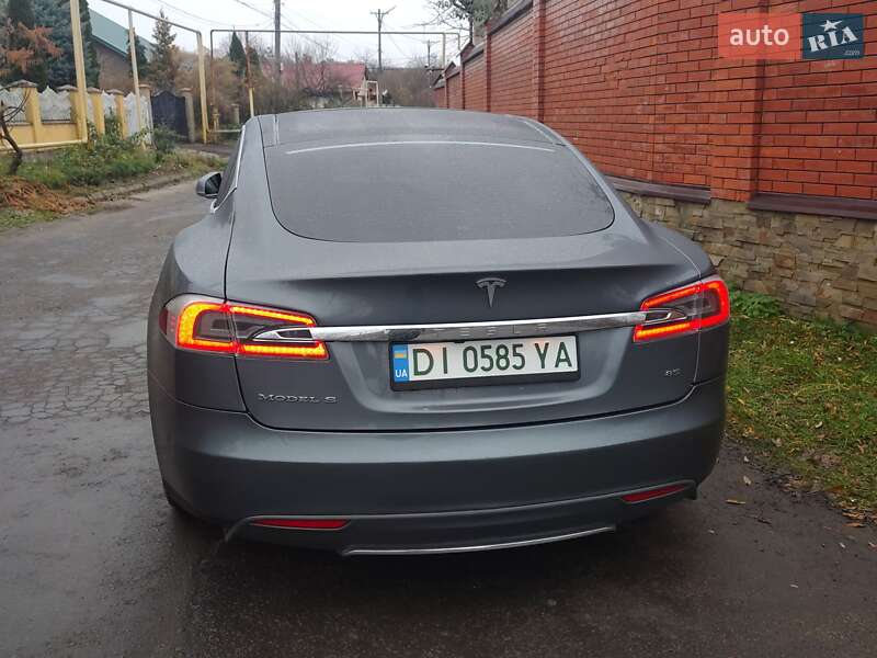 Ліфтбек Tesla Model S 2014 в Шептицькому фото 6 Ліфтбек Tesla Model S 2014 в Шептицькому