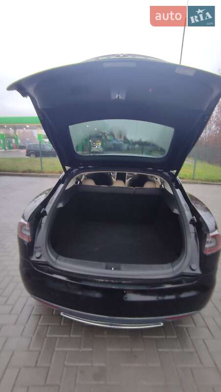 Лифтбек Tesla Model S 2014 в Житомире фото 8 Лифтбек Tesla Model S 2014 в Житомире