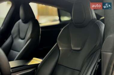 Лифтбек Tesla Model S 2022 в Киеве