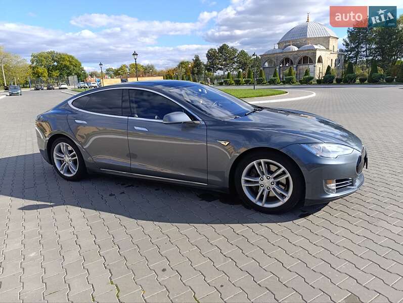 Ліфтбек Tesla Model S 2013 в Ізмаїлі фото 6 Ліфтбек Tesla Model S 2013 в Ізмаїлі