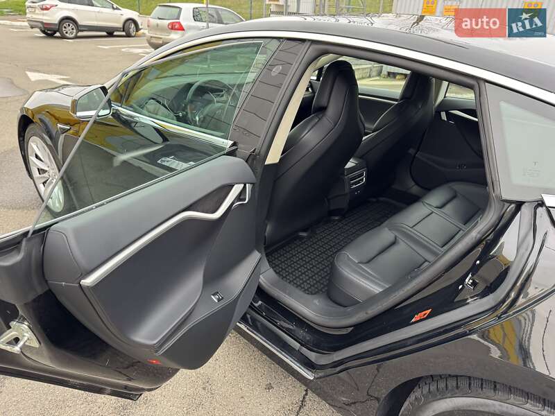 Лифтбек Tesla Model S 2017 в Ирпене фото 24 Лифтбек Tesla Model S 2017 в Ирпене