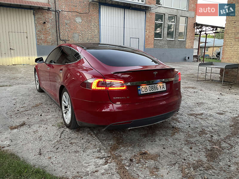 Ліфтбек Tesla Model S 2013 в Чернігові фото 8 Ліфтбек Tesla Model S 2013 в Чернігові