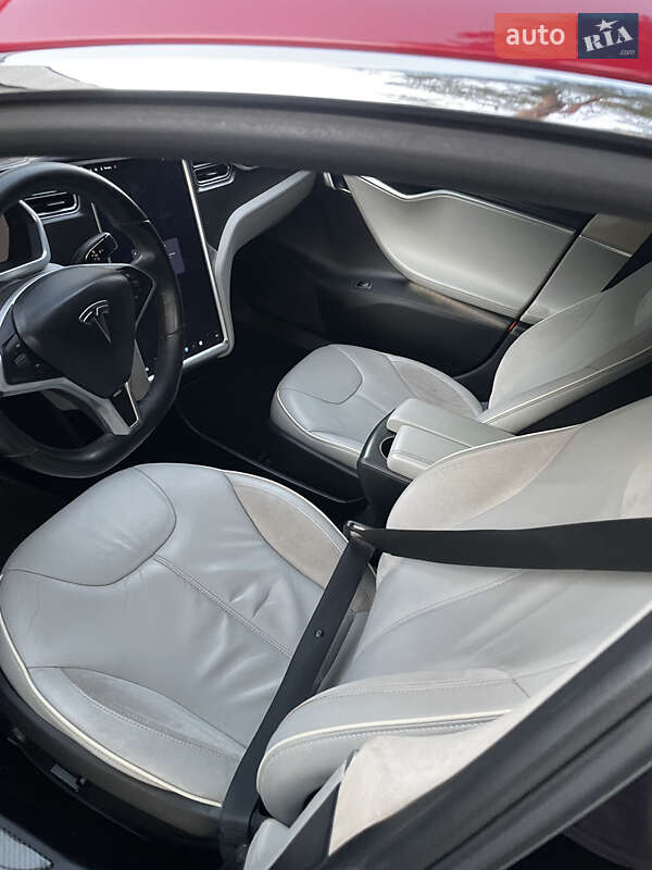 Ліфтбек Tesla Model S 2013 в Чернігові фото 13 Ліфтбек Tesla Model S 2013 в Чернігові