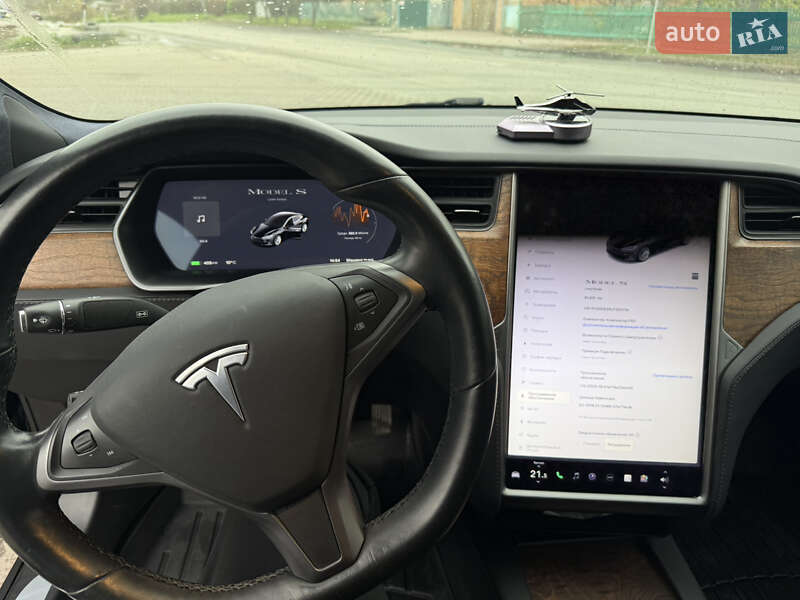 Ліфтбек Tesla Model S 2019 в Вінниці