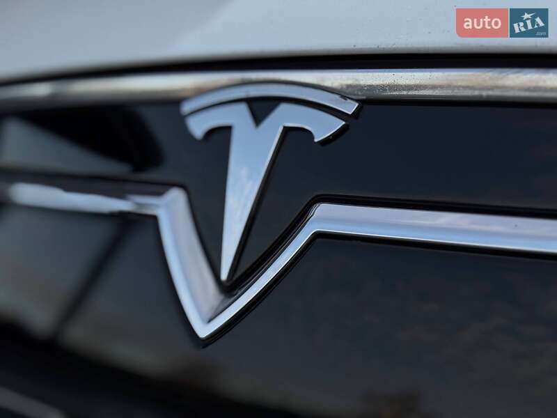 Ліфтбек Tesla Model S 2015 в Рівному фото 7 Ліфтбек Tesla Model S 2015 в Рівному