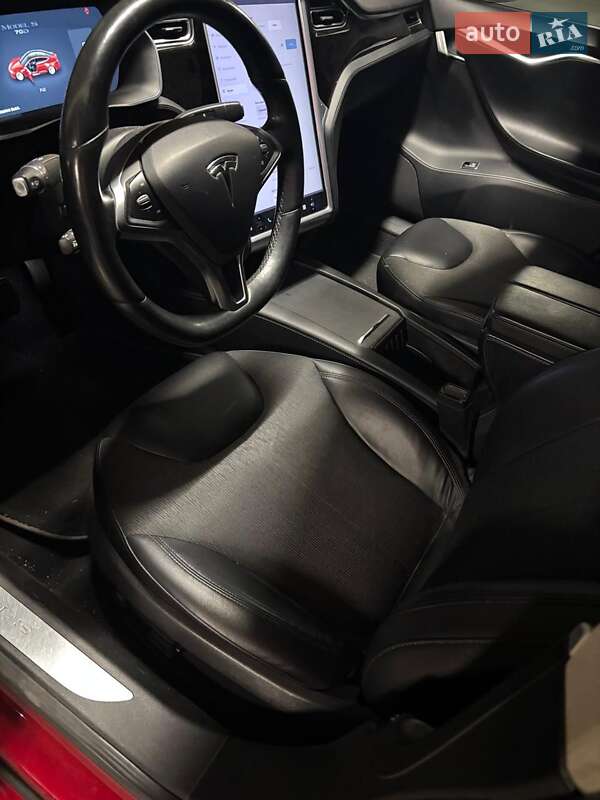 Лифтбек Tesla Model S 2016 в Львове фото 8 Лифтбек Tesla Model S 2016 в Львове