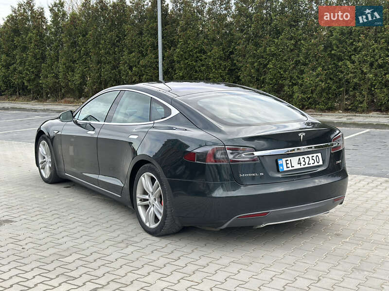 Лифтбек Tesla Model S 2014 в Львове фото 6 Лифтбек Tesla Model S 2014 в Львове