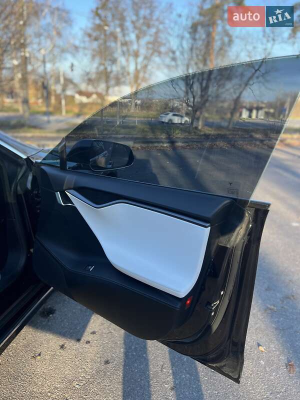 Лифтбек Tesla Model S 2018 в Ровно фото 19 Лифтбек Tesla Model S 2018 в Ровно