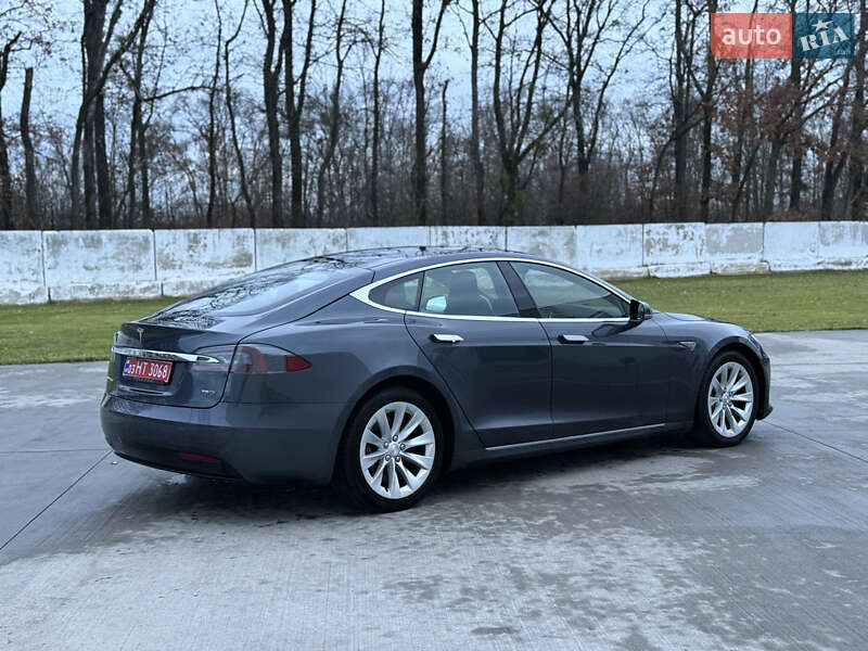 Лифтбек Tesla Model S 2016 в Луцке фото 8 Лифтбек Tesla Model S 2016 в Луцке