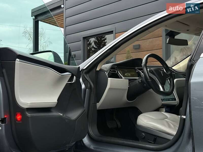 Лифтбек Tesla Model S 2014 в Ровно фото 22 Лифтбек Tesla Model S 2014 в Ровно