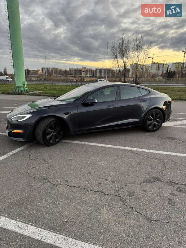 Лифтбек Tesla Model S 2023 в Киеве фото 5 Лифтбек Tesla Model S 2023 в Киеве