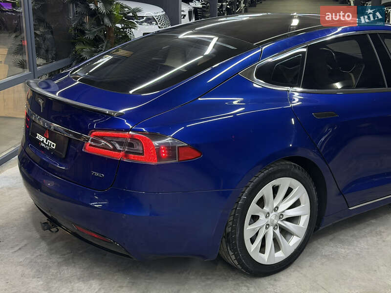 Лифтбек Tesla Model S 2016 в Одессе фото 16 Лифтбек Tesla Model S 2016 в Одессе