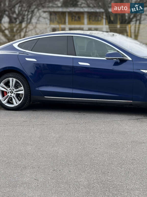 Лифтбек Tesla Model S 2015 в Александрие фото 9 Лифтбек Tesla Model S 2015 в Александрие