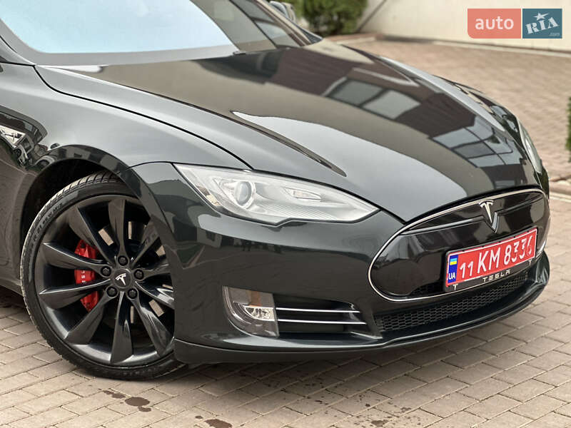 Ліфтбек Tesla Model S 2013 в Одесі